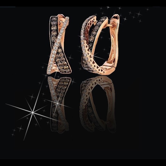 Leopard Rhinestone Rose Gold Hoop Earrings - Picture 9 of 10